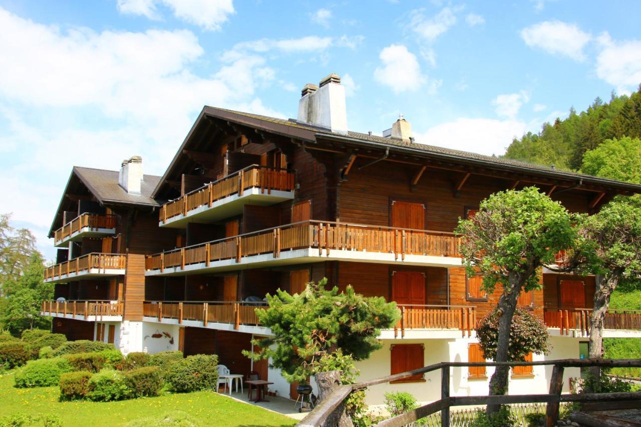 Mayens de l'Ours MOUNTAIN&CENTER apartments by Alpvision Résidences Agettes Esterno foto
